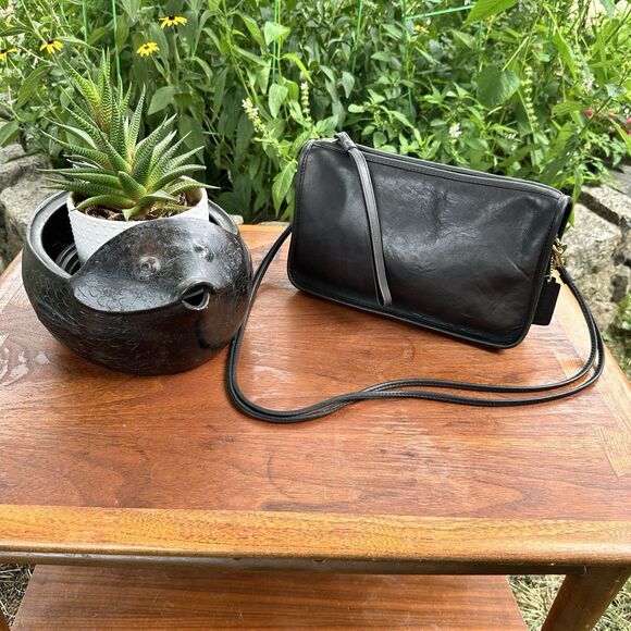 Vintage Leather Coach Zippered Clutch — #9455 - NYC